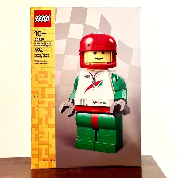 NEW LEGO 40819 Up-Scaled Octan Racing Driver Minifigure NIB Sealed in Hand - Picture 1 of 12